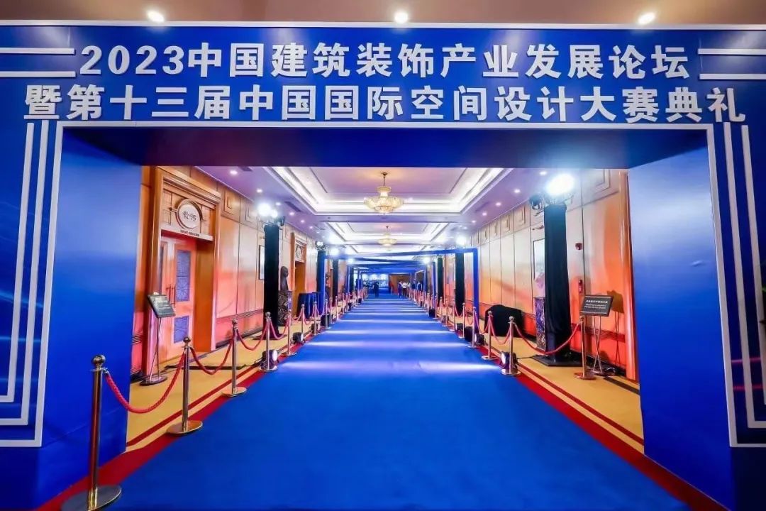 文章附图
